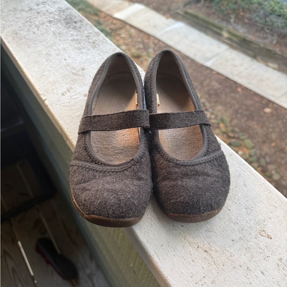 L.L. Bean Women's Gray Wool Ballet style Shoes